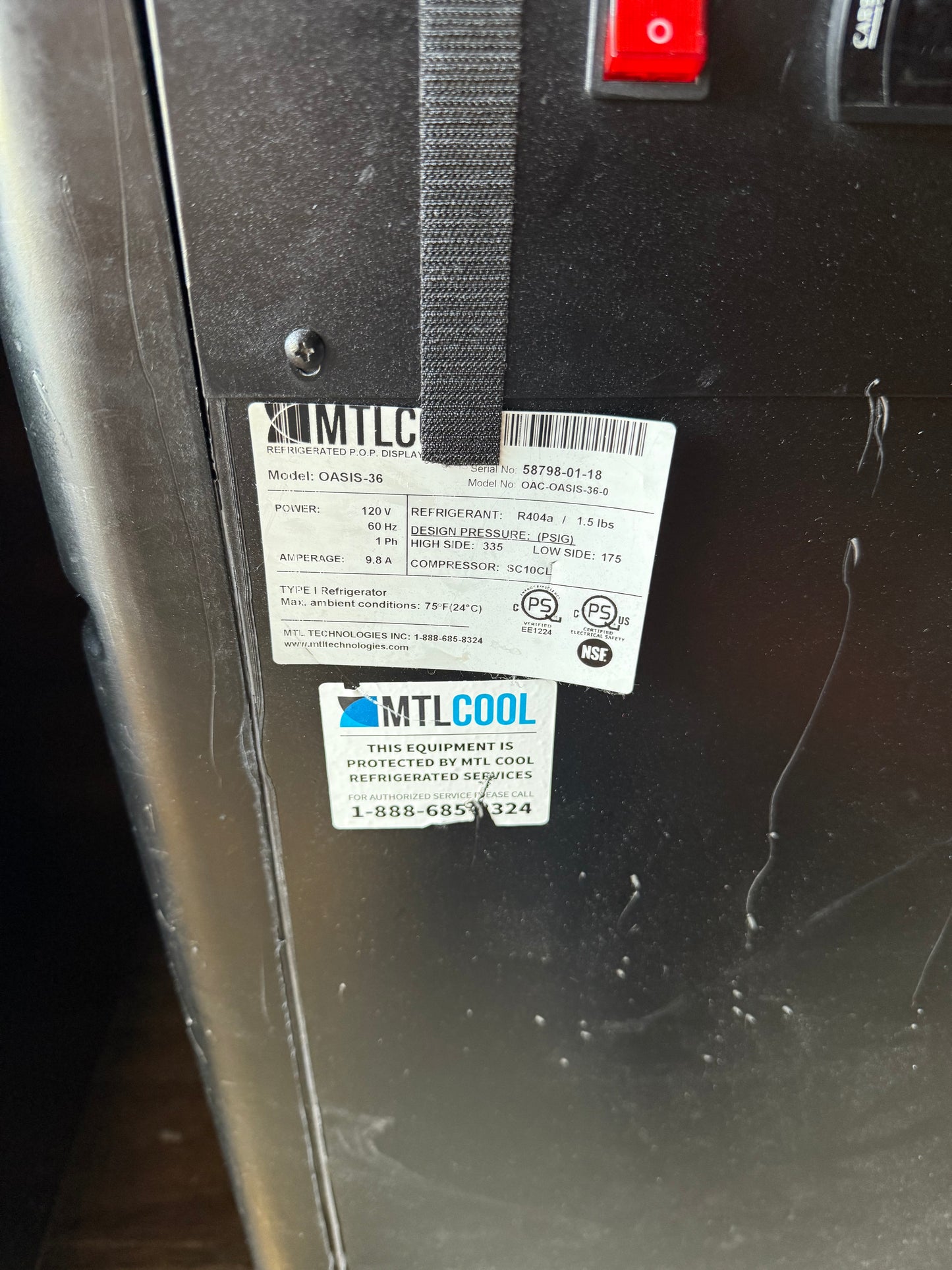 Mtlcool Oasis-36 3' Grab & Go Cooler Refrigerated Display Merchandiser