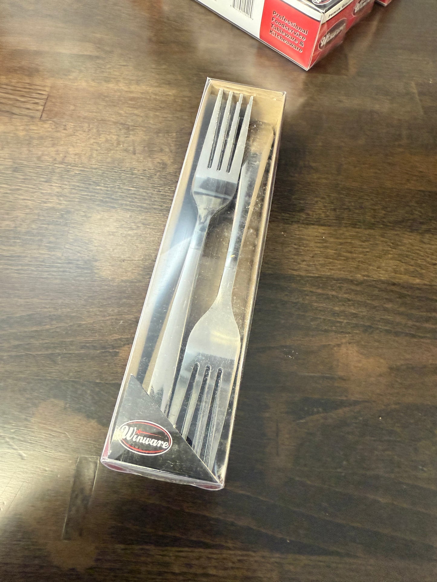 Winco 0082-05 7" Dinner Fork with 18/0 Stainless Grade, Windsor Pattern